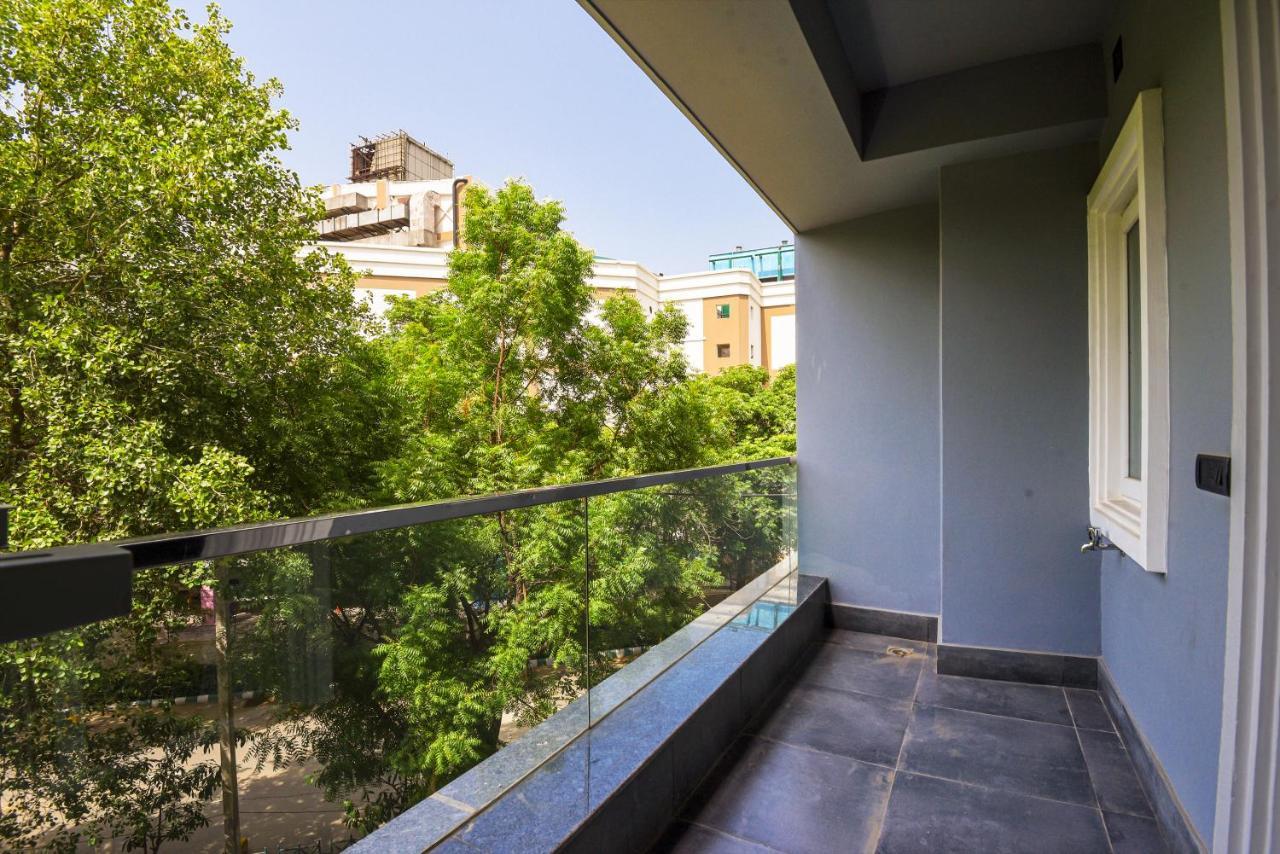 Bedchambers Serviced Apartments - Cyber City Гургаон Экстерьер фото